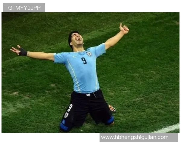 苏亚雷斯足球场上英姿飒爽,尽显球王风范与魅力瞬间 苏亚雷斯足球场上英姿飒爽,尽显球王风范与魅力瞬间